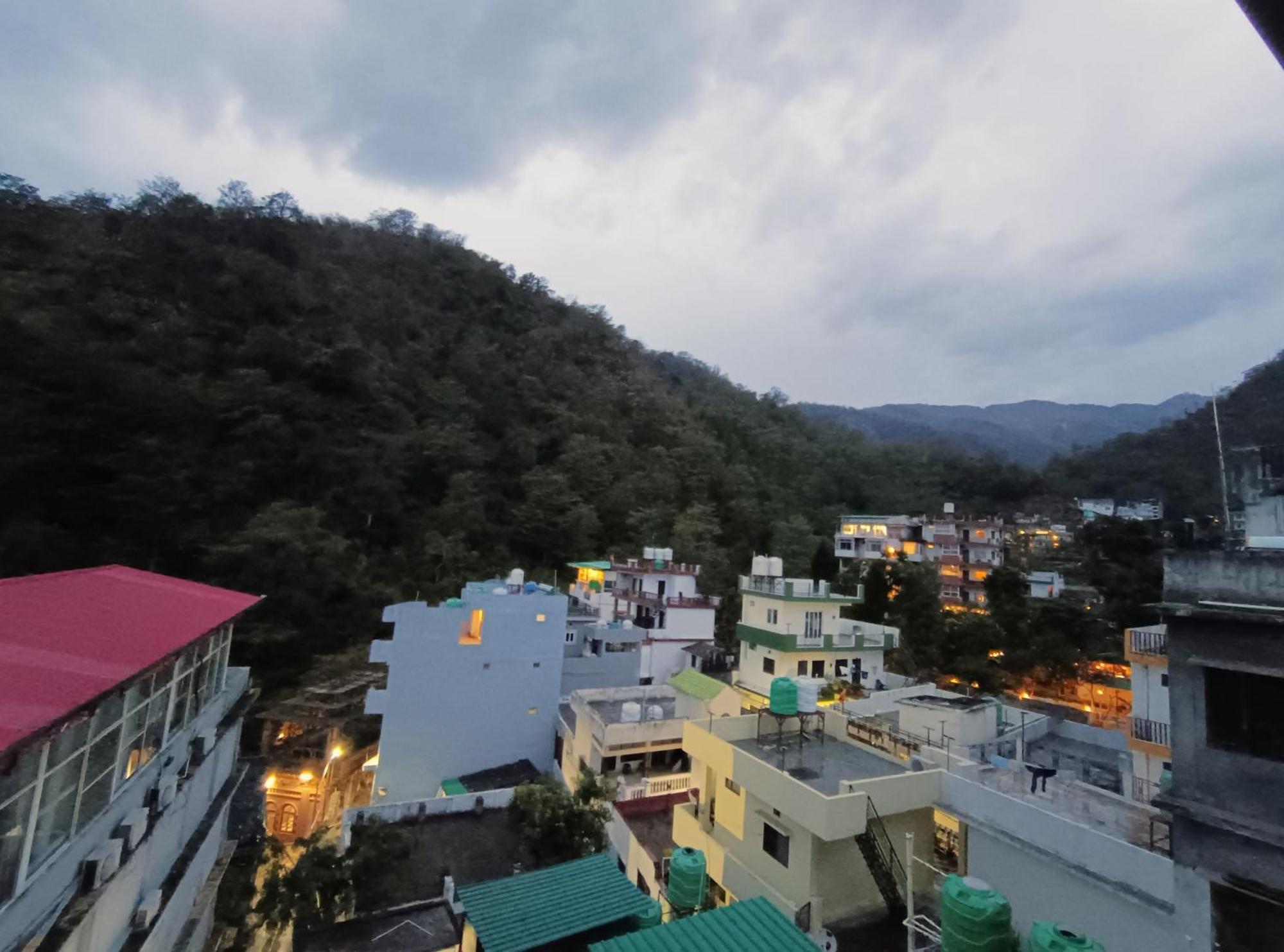 Hotel Aman Rishīkesh Extérieur photo